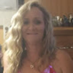 Meet your Posher, Vickie d